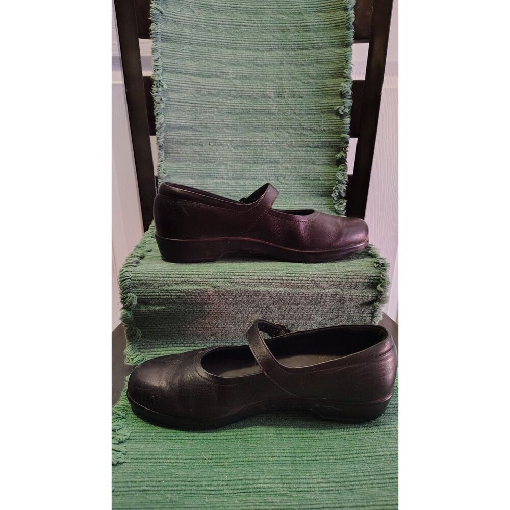 SAS Women’s "Maria" Leather Mary Jane Shoes Size 8